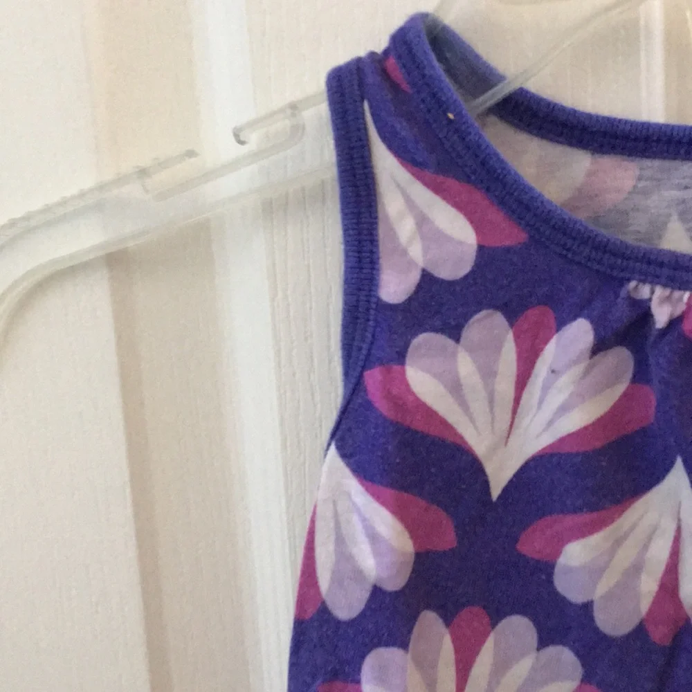 Girls old navy tank 2t